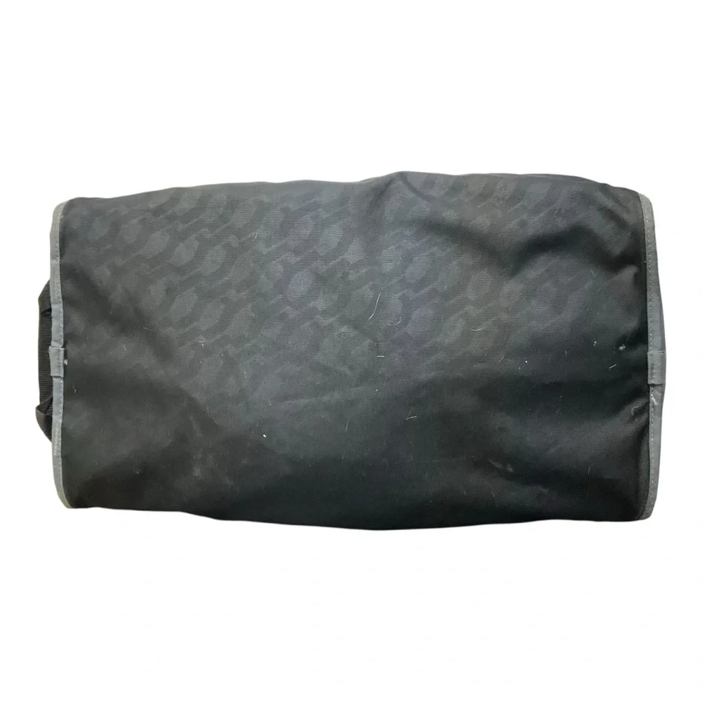 🏋️‍♂️ Nike Gray & Black Duffel Bag — Gym /‎ Travel / Sports Carryall 💼